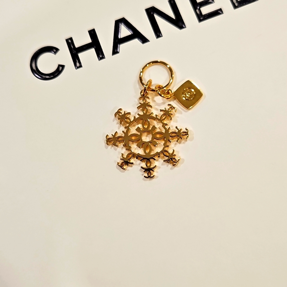 Chanel 2024 Snowflake Charm